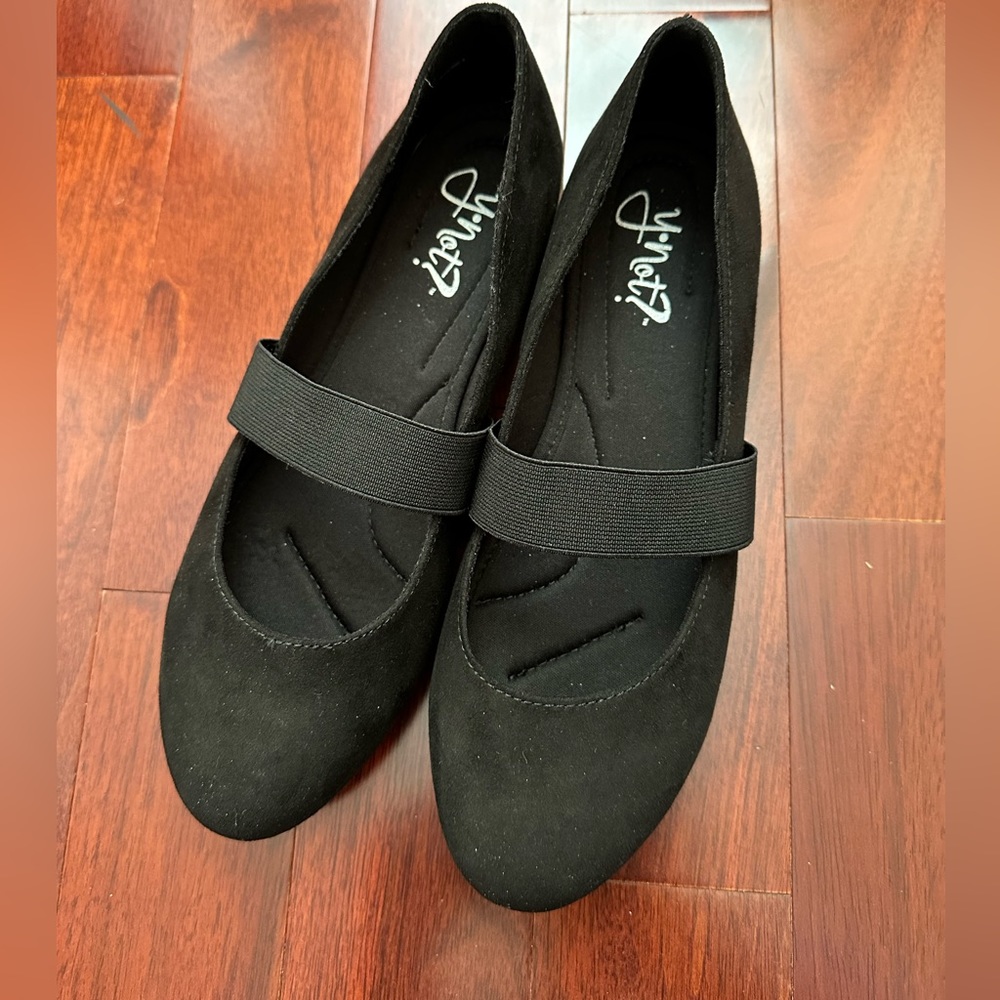 Black y not? Woman’s size 7